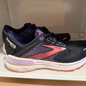 Brooks Women's Adrenaline GTS Shoes - Black and Pink